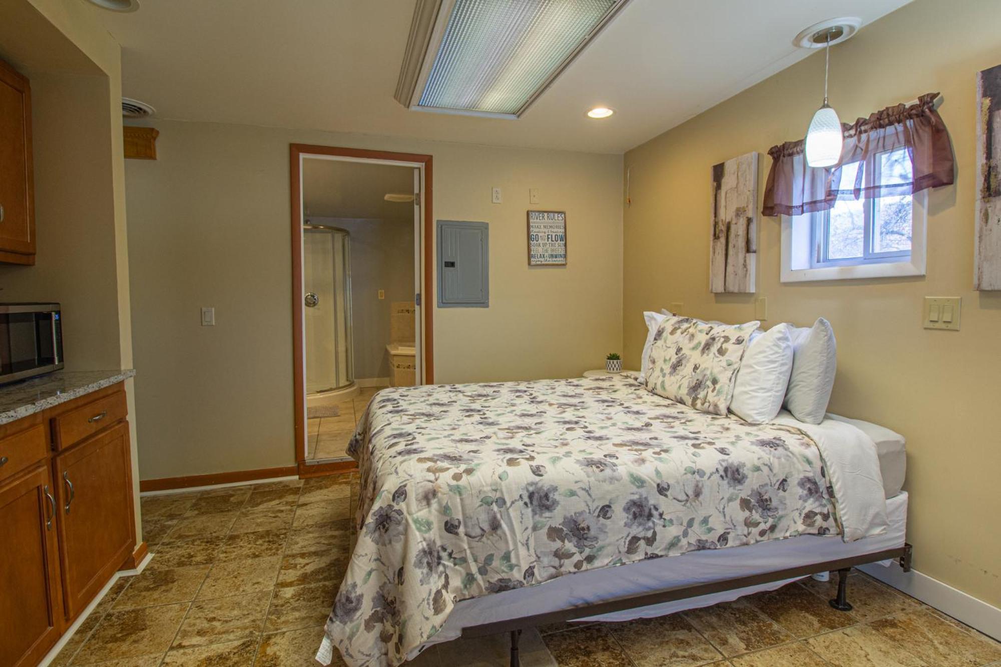 Stay In Ohiopyle In The Middle Of Town By The Gap Trail Bagian luar foto
